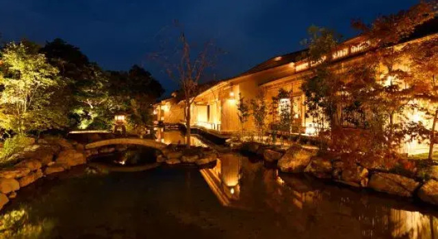 Люкс Awara Onsen Kofu Yuden Beniya