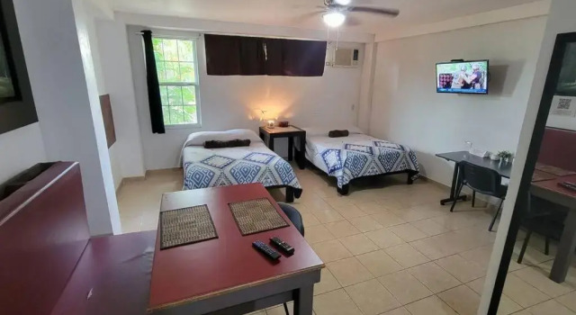 DepaB privado, centrico,Wifi 80 mb ,aire acondicionado ,cocina, cochera techada,