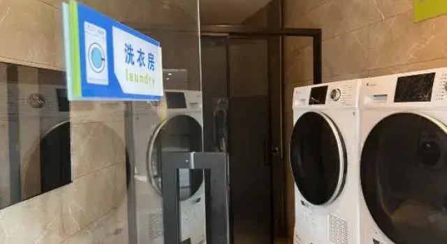 Home Inn Huayi Selected Hotel (Shenyang Liaozhong District Zhongxin Street Branch), Book Hotel Hotels in Liaoning with Parking, Parking