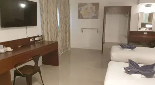 Семейная вилла On The Hill Karon Resort