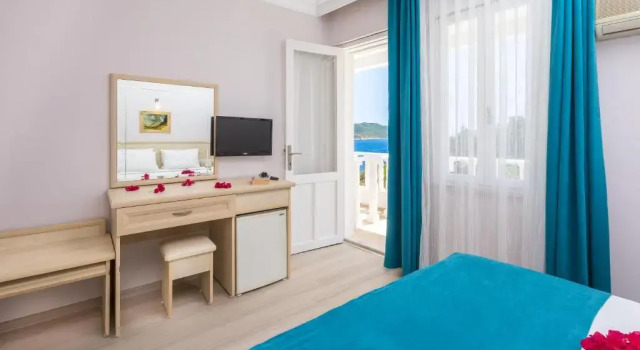 Двухместный номер Standard с балконом Habesos Hotel