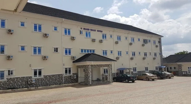Grand Valley Hotel, Prenota Hotel Hotel a Bwari con parcheggio, Parcheggio