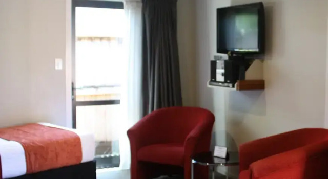 Номер Standard Albert Court Motor Lodge