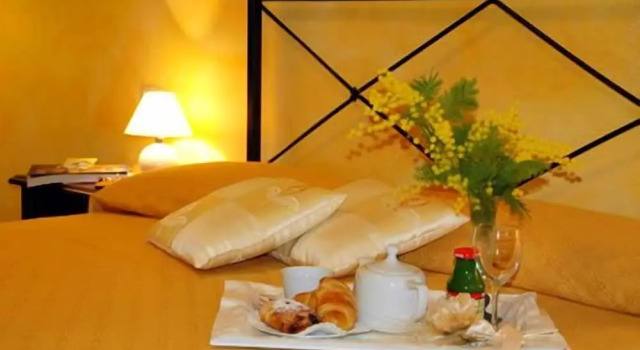 Трёхместный номер Standard с балконом Hotel Borgo degli Olivi