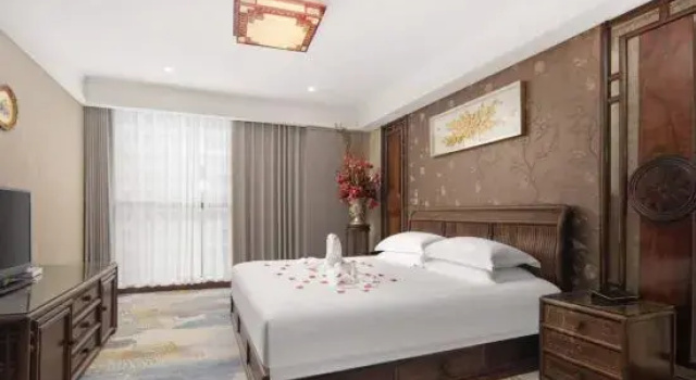 Полулюкс Zhenbao Holiday Hotel (Nanjing Olympic Sports Center)