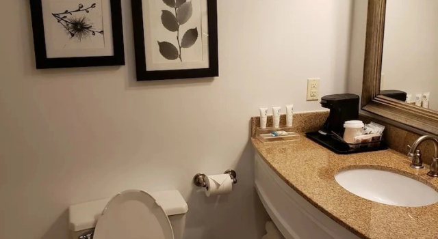 Номер Premium Country Inn & Suites by Radisson, Metairie New Orleans , LA