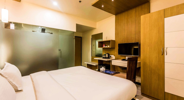 Hotel Elite Continental - Airport Road Andheri, Забронировать Отель Отели штата Махараштры с завтраком, Завтраки