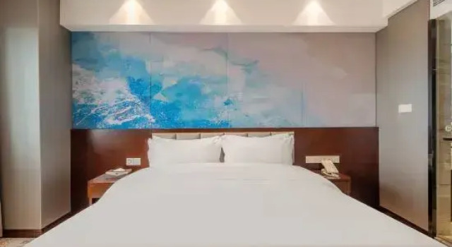 Люкс Business Telecom International Hotel
