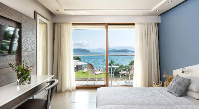 Двухместный номер Standard Kassandra Bay Resort, Suites & Spa