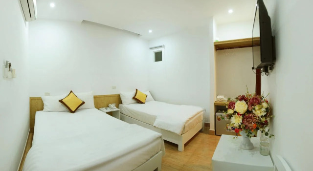 sunrise hotel