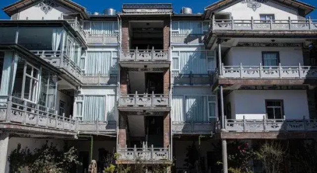 Dali Linfengyuan Homestay, Boek Hotel Dali Yunnan