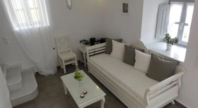 Deluxe Suites Santorini, Забронировать Отель Тира Santorini Caldera, рядом с Музей досторического города Тира