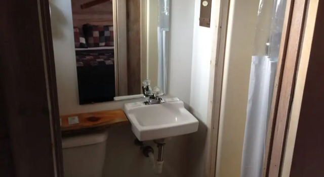 Standard Neljän hengen huone The Waters Inn