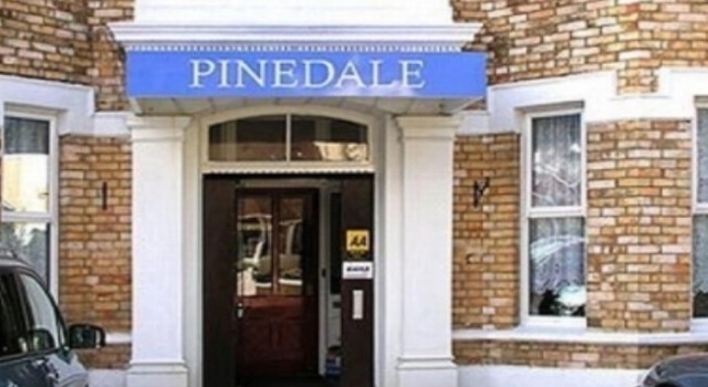 The Pinedale Hotel, Забронировать Отель Отели Англии 3 звезды, 3*