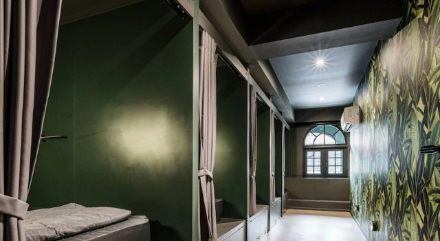 Кровать в общем номере (женский номер) Cher Hostel Bangkok