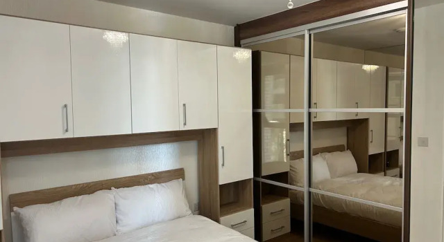 Апартаменты 1-bed Apt, Sleeps 4, Central To Shops & Transport
