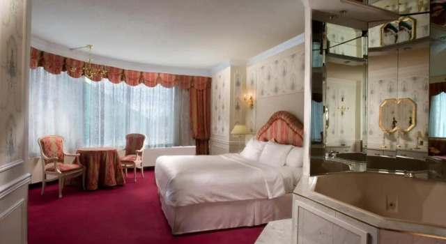 Номер Imperial Fantasyland Hotel