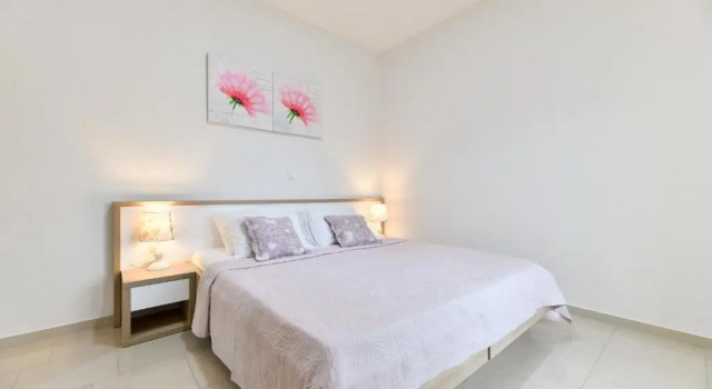 Апартаменты с балконом Apartments Diora