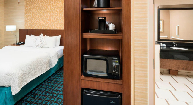 Двухместный люкс Fairfield Inn & Suites by Marriott Houston Pasadena