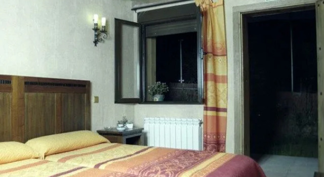 Albergue Turístico San Antón, Book Hotel Hoteller i Castile and Leon med pool, Swimmingpool