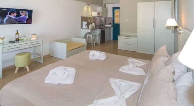 Elena Apartments, Reserva ahora Apartamento Hoteles en Pothia con piscina, Piscina