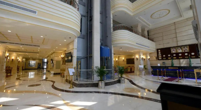 Al Waleed Tower, Buchen Sie Hotel Hotels in Provinz Mekka mit Parkplatz, Parkplätze