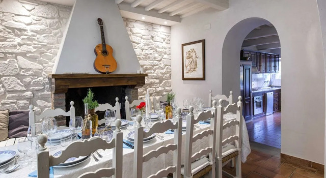 Вилла Nice Villa with Private Pool & Large Garden near Cortona