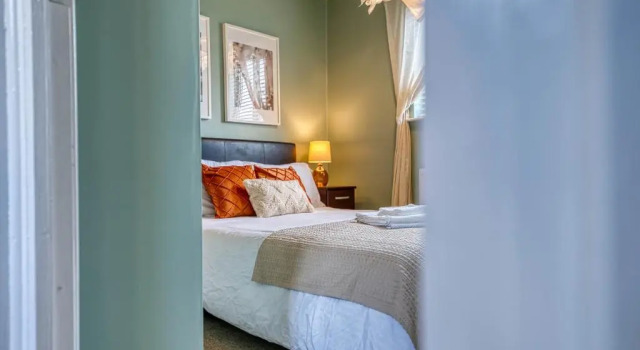 CAPRI 13 SA - Contemporary 2 bedroom house with free parking, Close to M1 & Loughborough University, Free Wifi - Ask for contractor rates!, Rezervați Hotel Loughborough Leicestershire