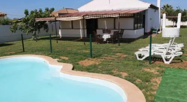 Chalet Con Jardin - Chiclana 02