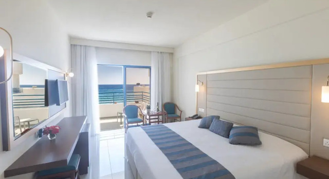 Standard Casal quarto varanda e com vista para o mar Iliada Beach Hotel