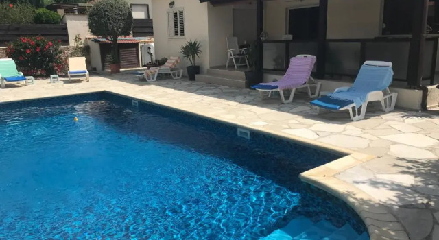 Вилла LE CAROUBIER splendid 3 bedrooms bungalow