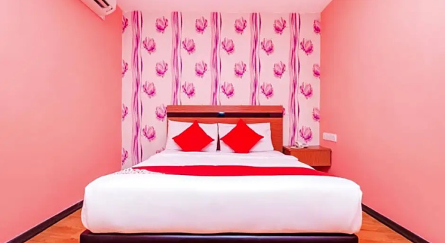Standardní Dvoulůžkový s manželskou postelí pokoj OYO 504 Hotel Aromas Kulai