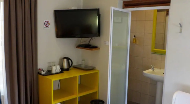 Двухместный номер Classic Ashanti Lodge Backpackers
