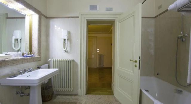 Трёхместный номер Deluxe Villa Fenaroli Palace Hotel
