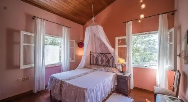Riza Stone Cottage, Забронировать Дом для отпуска Отели периферии Ионических островов с парковкой, Парковка