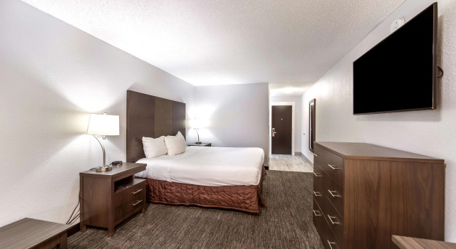 Полулюкс Red Lion Inn & Suites Grants Pass