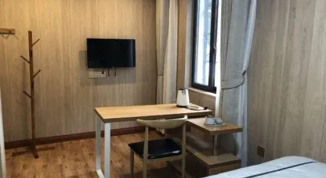 Люкс с 4 комнатами Lushan Xianjuge Guesthouse