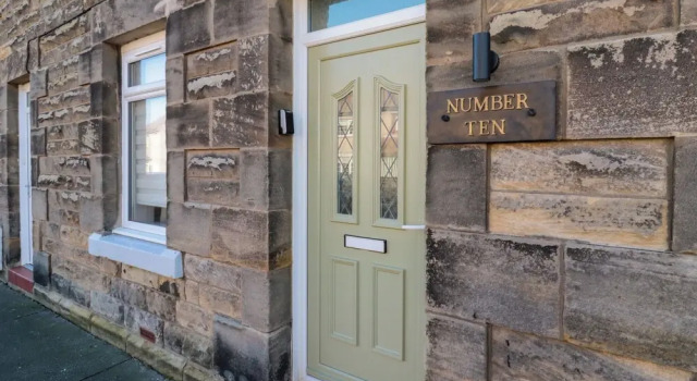 Number Ten, Buchen Sie Ferienhaus Hotels in Schottland mit Parkplatz, Parkplätze