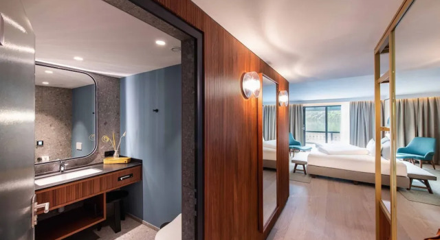 Двухместный номер Deluxe с видом на озеро SEEGLÜCK Hotel Forelle Superior