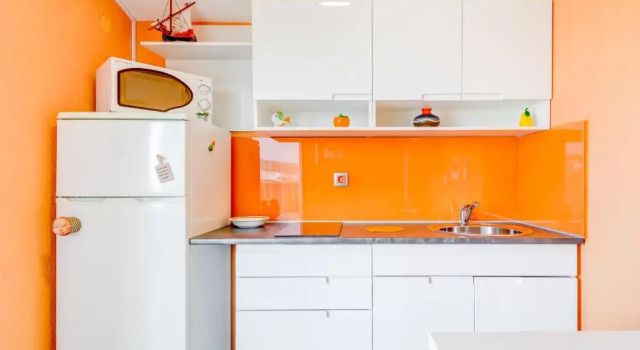 Студия с балконом и с видом на сад Apartments Petra
