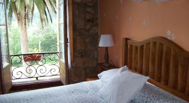 B&B El Jardín de Aes, 预订 民宿 蓬特维耶斯戈 Valles Pasiegos