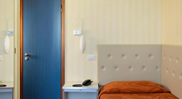 Одноместный номер Standard Hotel Mirage