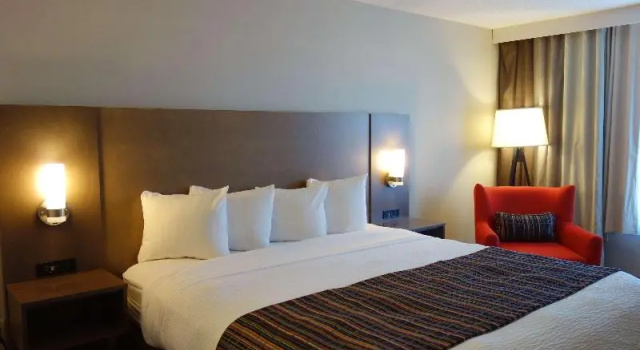 Двухместная студия Country Inn & Suites by Radisson, Mason City, IA