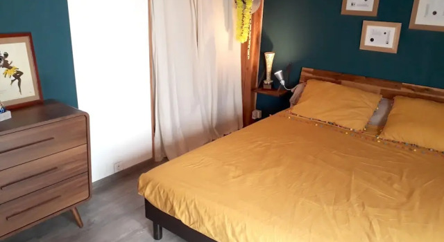 Chalet with 3 Bedrooms in Roquemaure, with Private Pool, Enclosed Garden And Wifi, Забронировать Шале Виллы Овернь-Рона-Альпы, Вилла