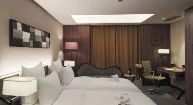 Номер Superior The Lotus Hotel Chongqing