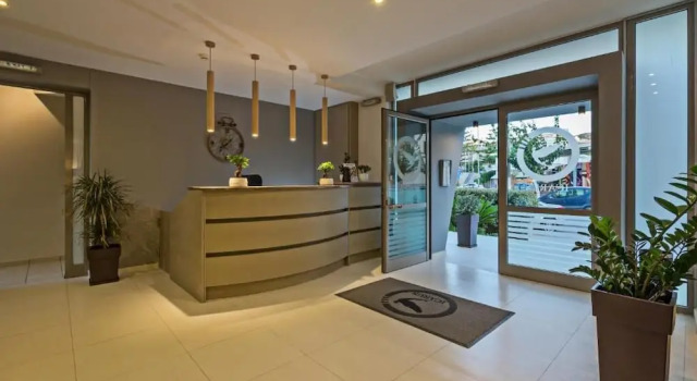Icarus Suite Apartments, Забронировать Апартаменты/квартира Ретимнон Центральный Крит