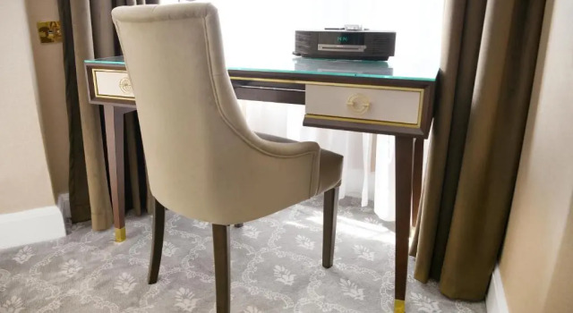Трёхместный номер Standard Warren House Hotel