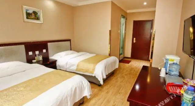 Xianyang Moonlight Island Style Hotel, Prenota Hotel Hotel a Shaanxi con parcheggio, Parcheggio