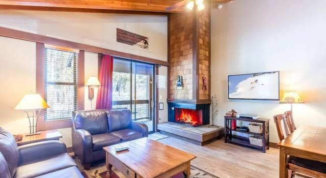 Номер Standard Cozy Aspen Grove 2 bed 2 bath by RedAwning Save 10% on 3 Nights, 15% on 5 Nights!