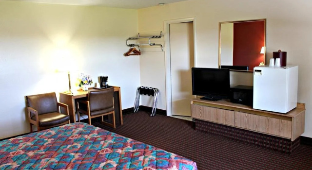 Budget Inn - Farmington, Prenota Locanda Farmington 